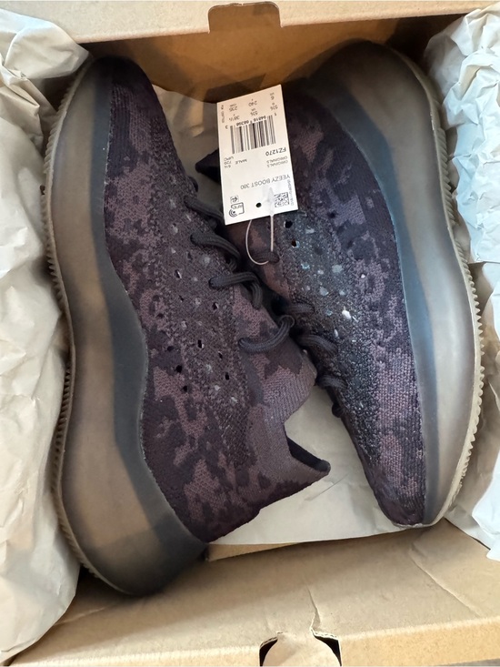 yeezy boost 380 box Yeezy shoes still stuck in limbo after Adidas split with Ye